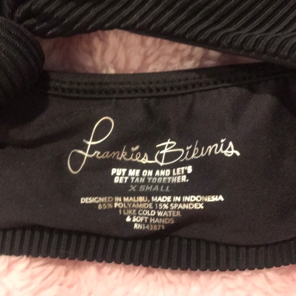 Frankie’s Bikinis Ribbed Tie top New ( worn once) - Picture 2 of 3